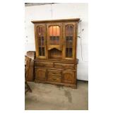OAK LIGHTED HUTCH