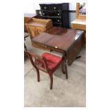 MAHOGANY DROP SIDE TABLE W/CHAIR
