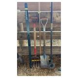 LOT OF HANDTOOLS: RAKE, SHOVEL, TILLER, ETC