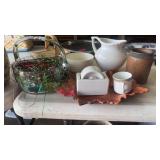 HOUSEHOLD DECOR & COLLECTIBLES
