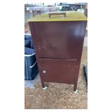 METAL FILE CABINET
