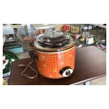 VINTAGE SLOW COOKER