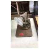MOUNTED SHOP LIGHT