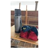 CORNHOLE BAGS & ALADDIN STANLEY THERMOS