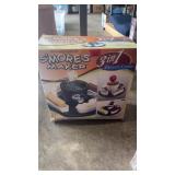 S'MORES MAKER