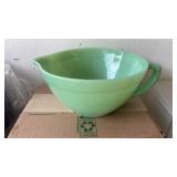 VNTG. FIREKING JADEITE BATTER BOWL