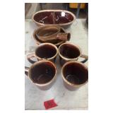 MCCOY & HULL POTTERY DISHES: MUGS, BOWLS, TRAY