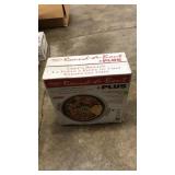 ROUND-A-BOUT CHEF'S SKILLET, NIB