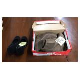 2 PAIRS OF WOMENS SHOES, SIZE 8 & 10