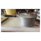MAJESTIC COOKWARE POT W/ LID