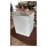 METAL MILK BOX