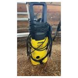 KARCHER POWER WASHER