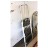 3 FT FOLDING PAINT LADDER