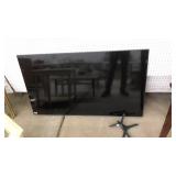 SAMSUNG FLAT SCREEN TV