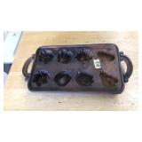 CAST IRON FRUIT BAKING MOLD