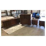 MID CENTURY BEDROOM SET