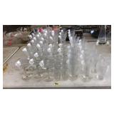 LRG COLL OF GLASSWARE / STEMWARE
