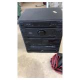MAGNAVOX SOUND SYSTEM