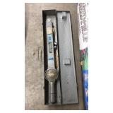 VINTAGE TORQUE TOOL IN CASE