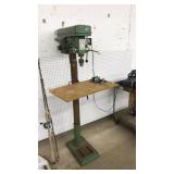 LUDELL 12 SPEED DRILL PRESS