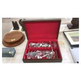 SOUTH SEAS COMMUNITY FLATWARE SET