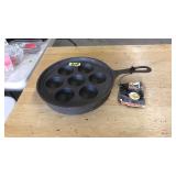 CAST IRON LODGE EGG SKILLET