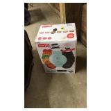 WAFFLE MAKER