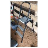COSCO FOLDING STEP LADDER