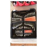 STANDARD WRENCH SET: METRIC & S.A.E