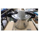 PRESTO PRESSURE COOKER