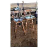 PAIR OF WOOD SWIVEL BAR STOOLS