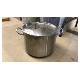 16QT TRAMONTINA STOCK POT WITH LID