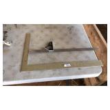 2 FRAMING SQUARES