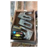 FLAT OF HEAVY DUTY STAPLERS
