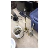 2 TABLE LAMPS