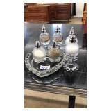 CANDLEWICK S&P SHAKERS & HEART DISH