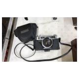 YASHICA VINTAGE CAMERA