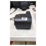 VINTAGE POLAROID CAMERA