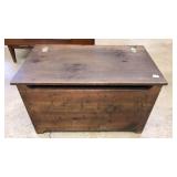 PINE TOY CHEST