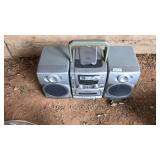 EMERSON BOOM BOX CD PLAYER/RADIO