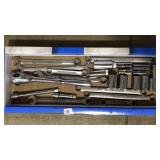 BOX LOT OF CRAFTSMAN TOOLS