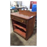 ANTIQUE WOOD CABINET W/ SCALLOPED EDGE SHELVES