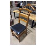 OCCASIONAL CHAIR W/ BUTLER ATTACHED