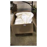 LOT OF ASST LINENS