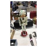 ARMY NUTCRAKER, WOODEN