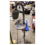 ADJUSTABLE FLOOR LAMP