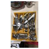 ASST STAINLESS STEEL FLATWARE/SERVING WARE IN FLAT