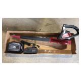 CRAFTSMAN LEAF BLOWER W/ BATTERY & CHARGER
