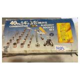40 PC COMBINATION RATCHET SOCKET SET