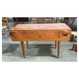 ANTIQUE DROP LEAF SHAKER STYLE TABLE